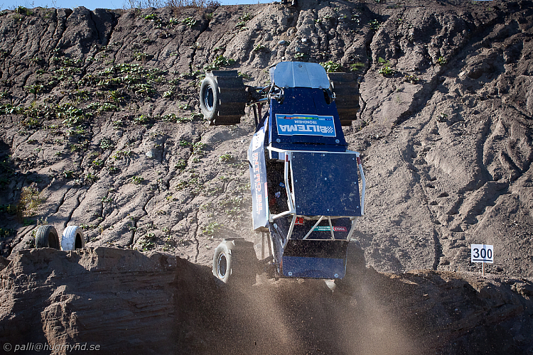  Ronny Pedersen, Troll