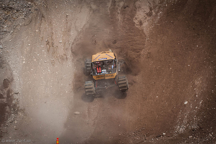 Tuukka Laasonen, Linda