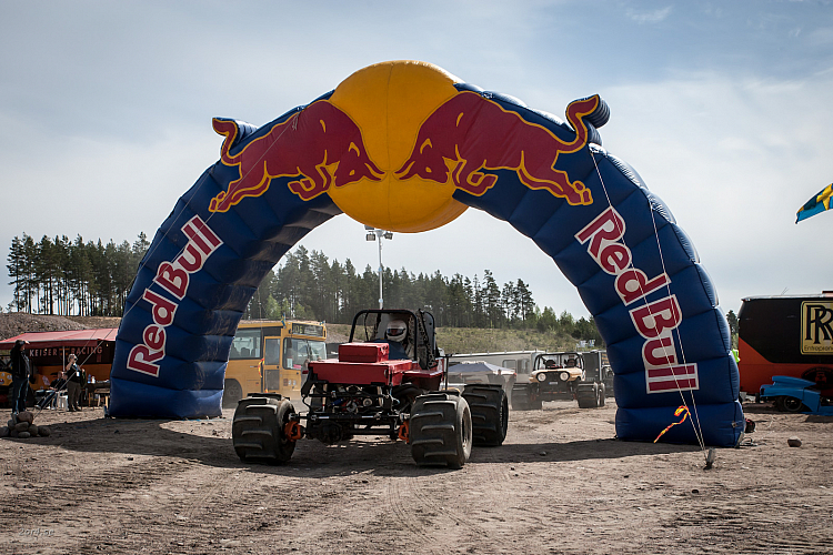 Ulf Drakenhem, Dragon Waggon