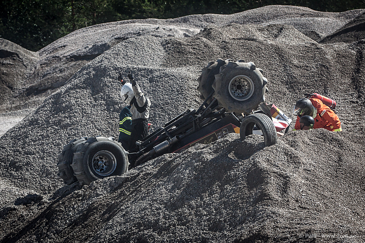 Fredrik Sandkvist, Predator 