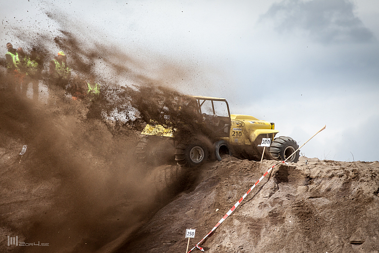 Tomas Bylterud, Sand Worm