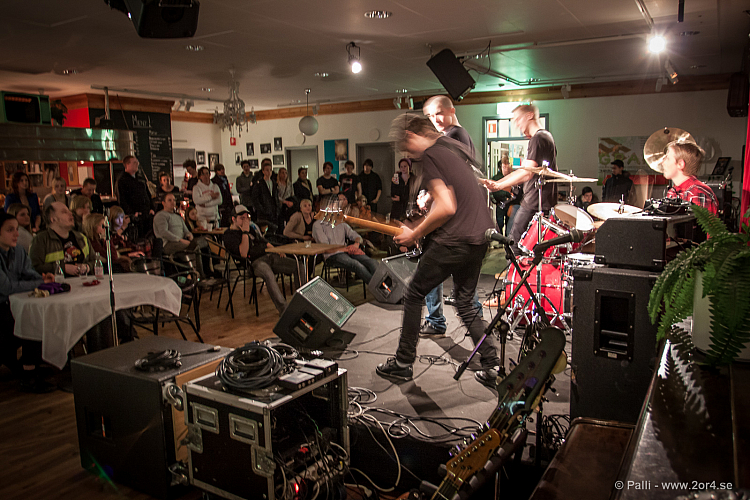 Chant of Absent på Grand