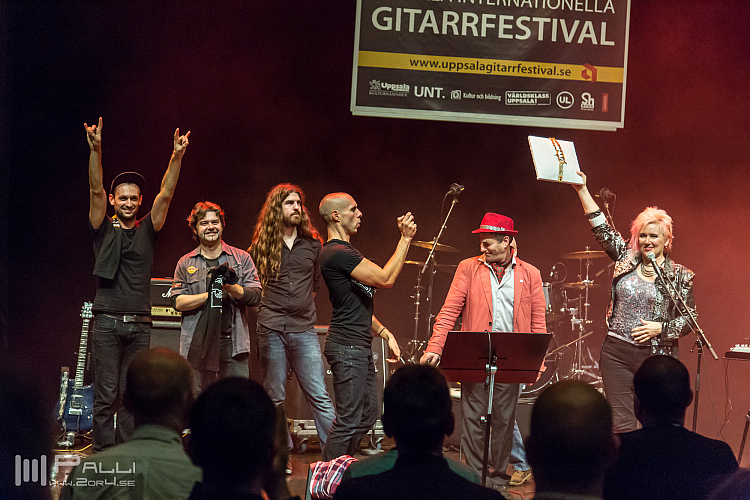 Jennifer Batten band