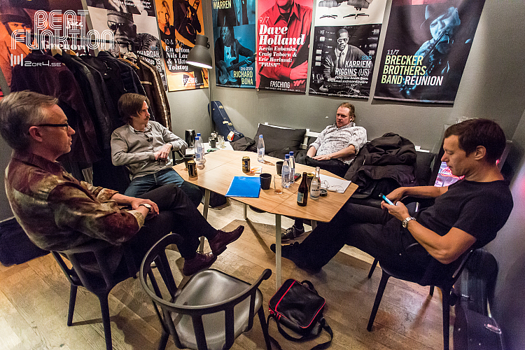 BEAT FUNKTION
Backstage