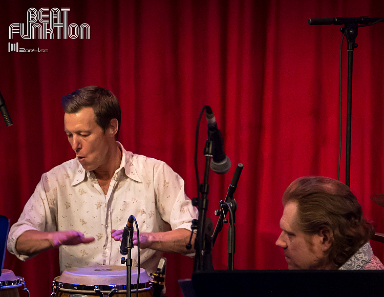 BEAT FUNKTION
Ola Bothzén