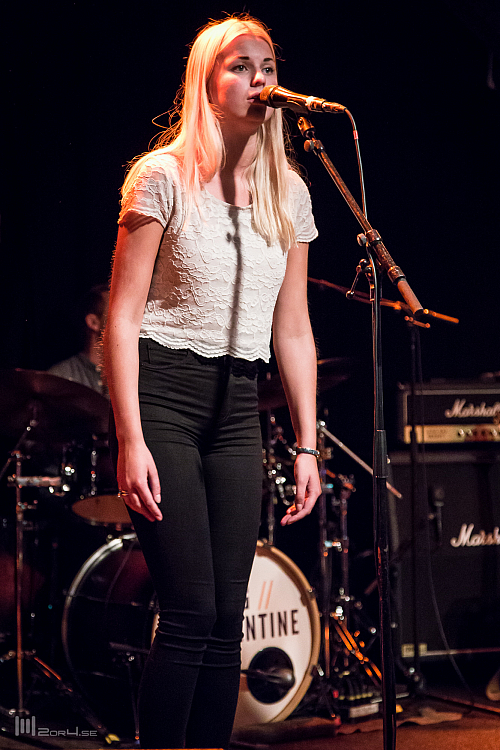 Miranda de Verdier med kompband