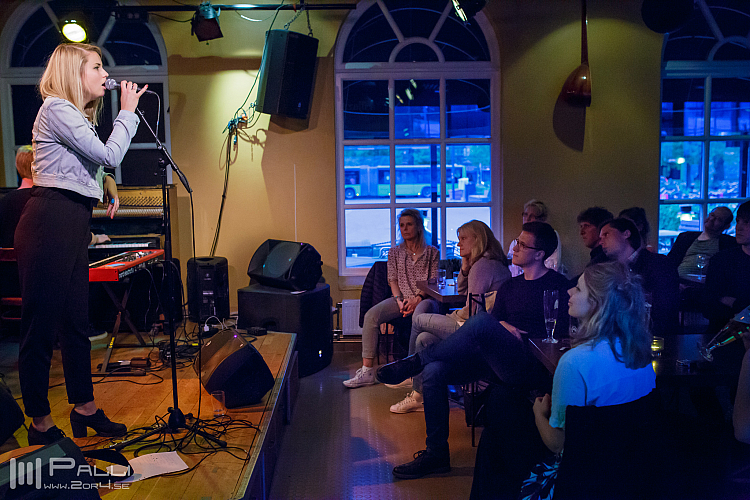 Josefin Danielsson med Emil Ingmar Trio