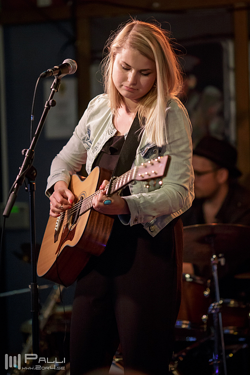 Josefin Danielsson med Emil Ingmar Trio