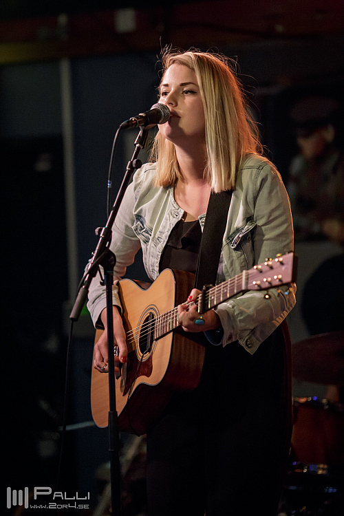 Josefin Danielsson med Emil Ingmar Trio