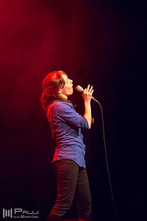 BigBangImprov, Misch Whitaker