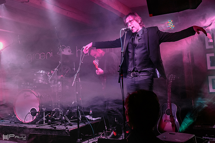 Sögur um lífið, Júlíus Guðmundsson