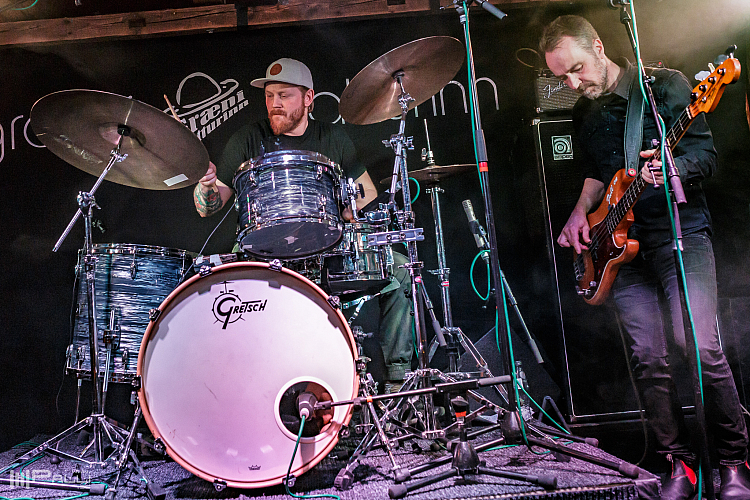 Sögur um lífið, Bassi Ólafsson,  Guðni Finnsson