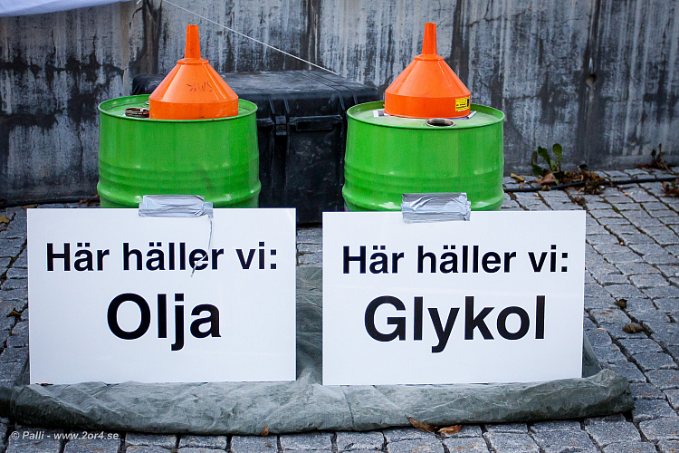 Fredag på torget och i headkvarteret