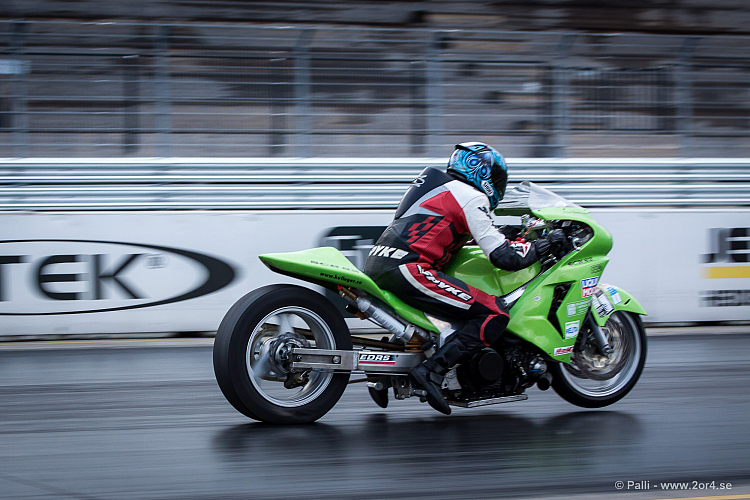 Peter Rundström från Uppsala med sin hembyggda  Honda