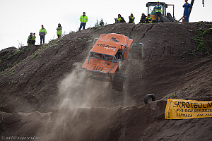 Martin Michaelsen, Insane