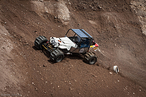 Fredrik Sandkvist,Predator