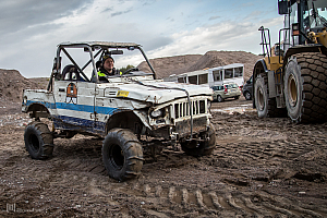 Torsdagskväll, banläggare Daniel Båth på plats