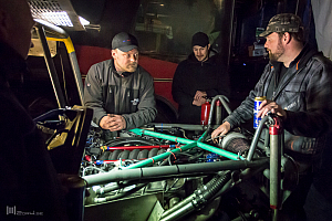 Torsdagskväll, Mad-Crocj har fått en ny maskin