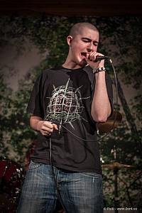 Chant of Absent på Grand