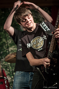 Chant of Absent på Grand