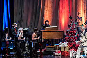 Andreas Hellkvist spelar solo