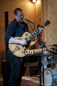 LED repiterar 28 juni i Musikrum-1