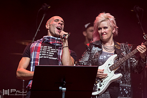 Jennifer Batten band