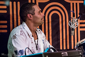 BEAT FUNKTION - Simon Monserrat