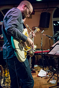 BEAT FUNKTION - Jonas Isacsson