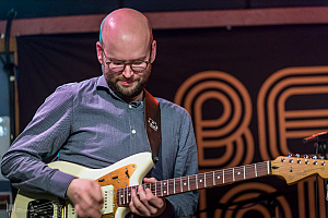 BEAT FUNKTION - Jonas Isacsson