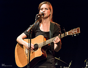 Miranda de Verdier med kompband