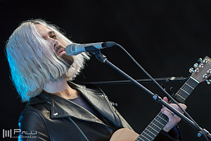 Flora Cash, Cole Randall