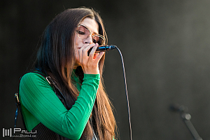 Flora Cash, Shpresa Lleshaj