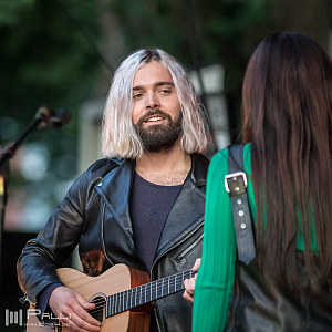 Flora Cash, Cole Randall