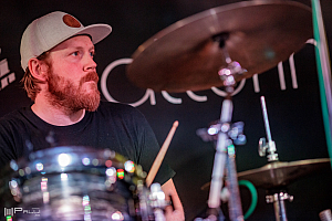 Sögur um lífið, Bassi Ólafsson