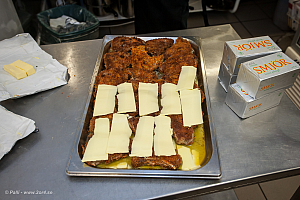 Till kvällens fest gick åt 8 kg smör.