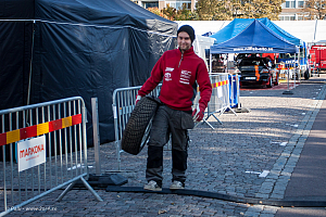 Fredag på torget och i headkvarteret