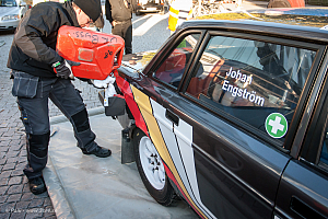 Fredag på torget och i headkvarteret