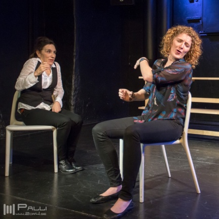 The Naked Stage Regina Saisi, Lisa Rowland