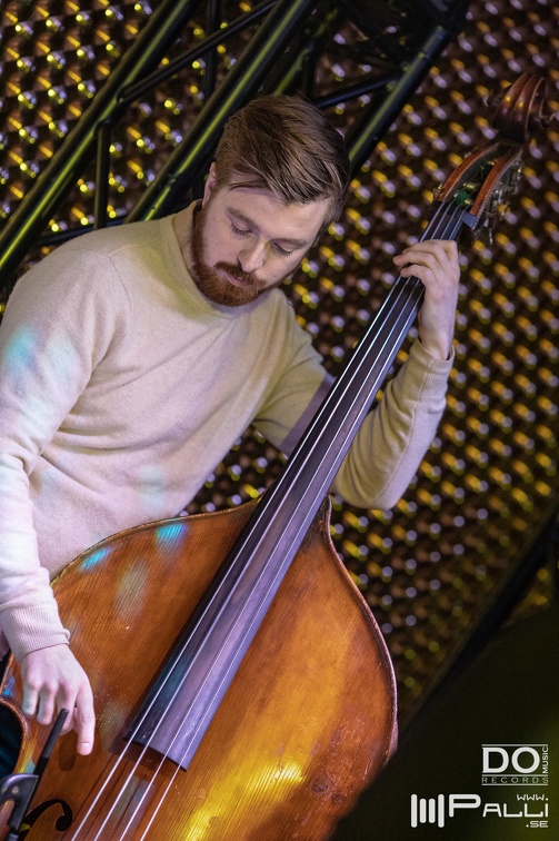 Arvid Jullander (3865 besök) Cajsa Zerhouni på JazzPool 8 januari 2019.
Cajsa Zerhouni, sång
Mattias Lindberg, piano
Arvid Jull... Arvid Jullander