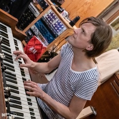 Andreas Hellkvist Trio, Andreas Hellkvist