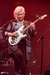 Jennifer Batten band i Uppsala.