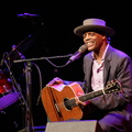 Eric Bibb & Band