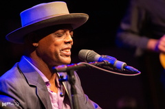 Eric Bibb & Band