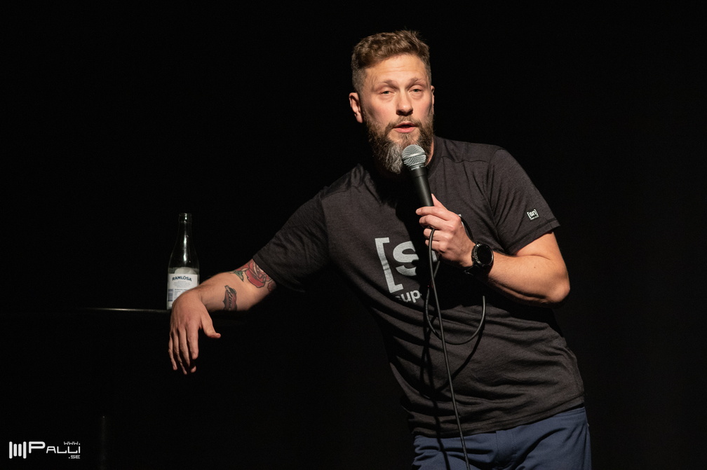 Oslipat – Magnus Betnér