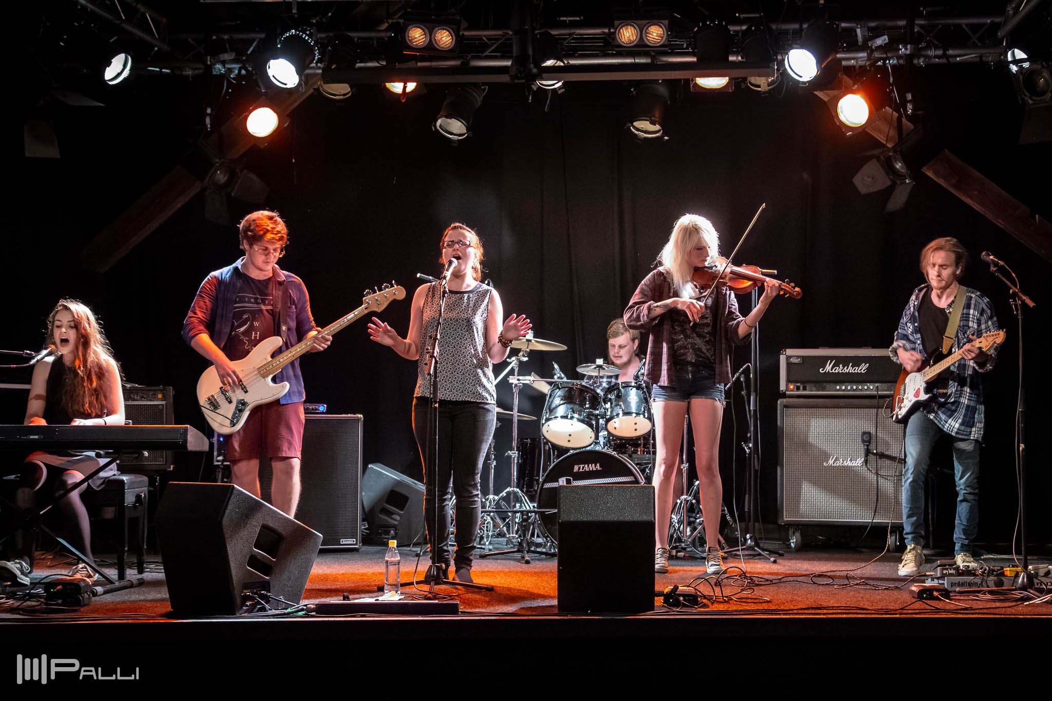 Sommarklubb på Katalin. 30 juli till 16 augusti uppträdde ett stort antal band och enskilda musiker på Katalins stora scen, en riktig fest!16 augusti 2016.