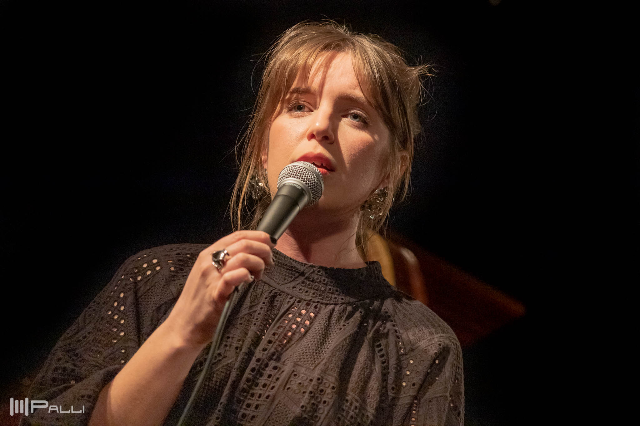 Amanda Ginsburg med sitt band.28 februari 2019