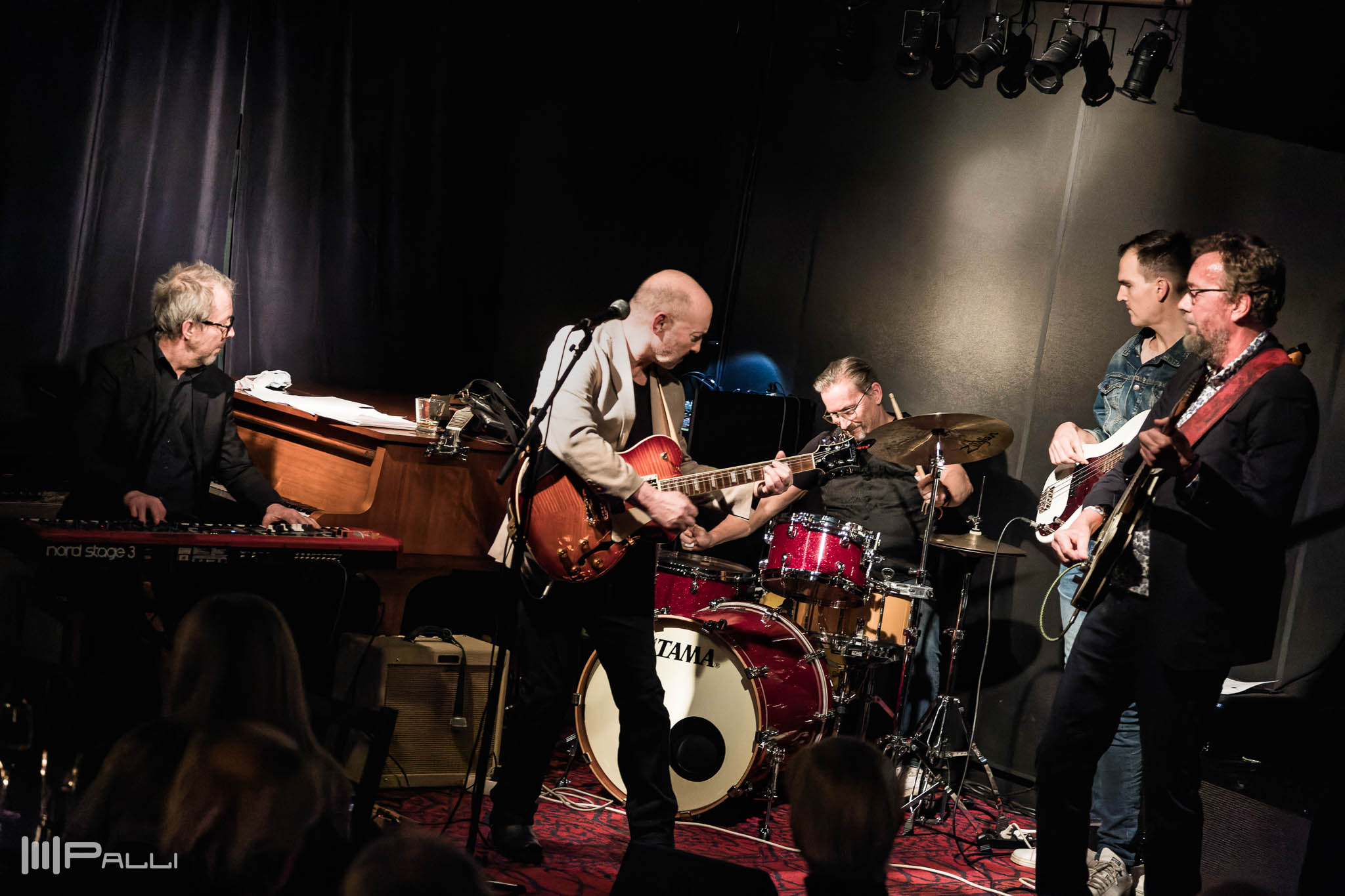 Bergmans Bluesband:Thomas ArnesenAnders ForsbergTomas MäkinenDavid IsakssonIngemar Bergman