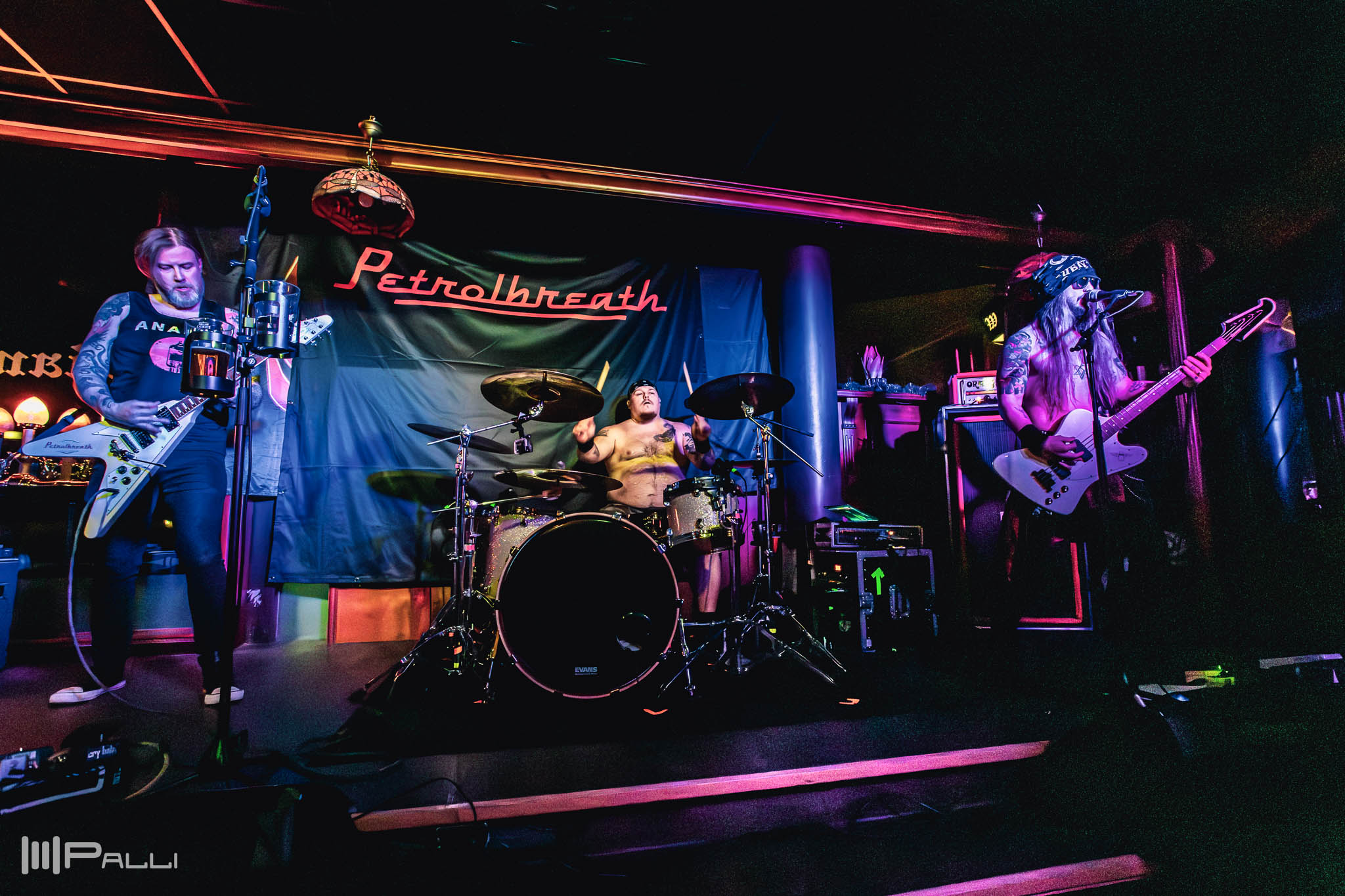 Ville Panhelainen -Tuomas Patanen - Joni "Honi" Aaltonen